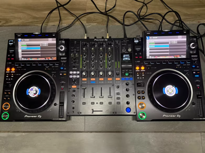 جهاز تشغيل أسطوانات بيونير دي  - مراجعة Audio Music Dj وسعره